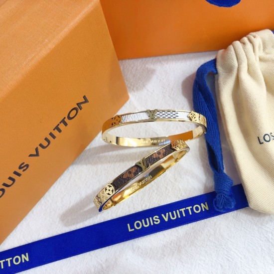 LV Jewelry Ring 