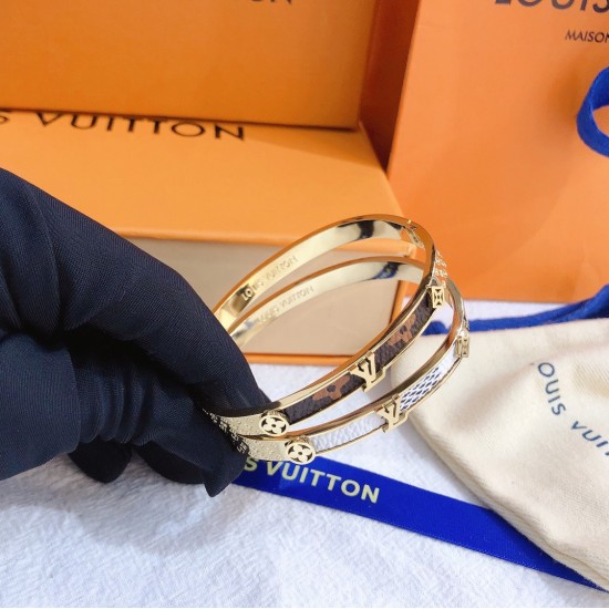 LV Jewelry Ring 