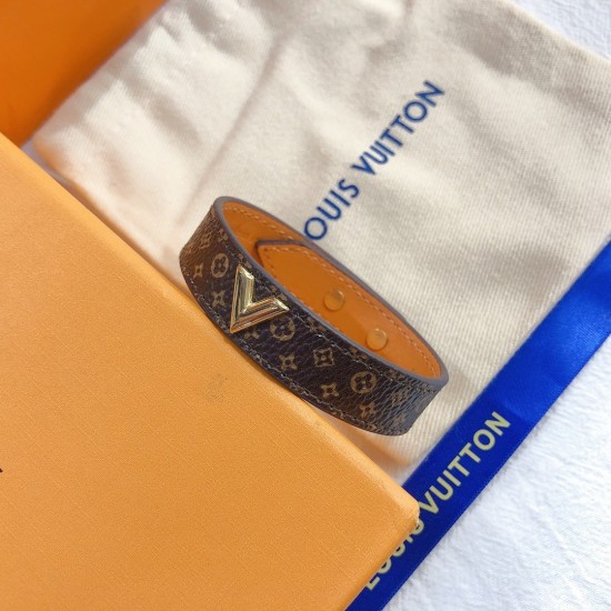 LV Jewelry Bracelet