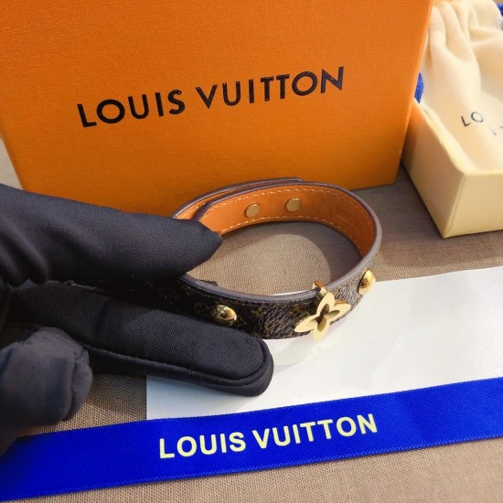 LV Jewelry Ring 