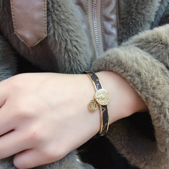 LV Jewelry Bracelet
