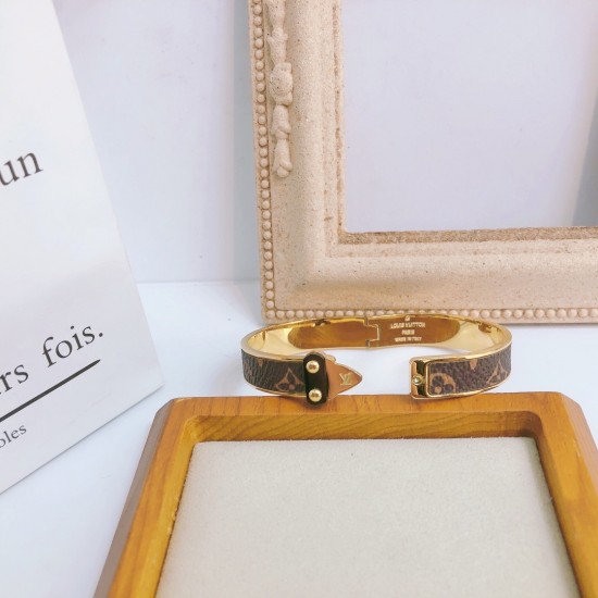 LV Jewelry Bracelet