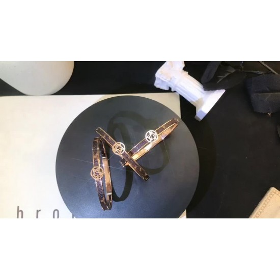 LV Jewelry Bracelet