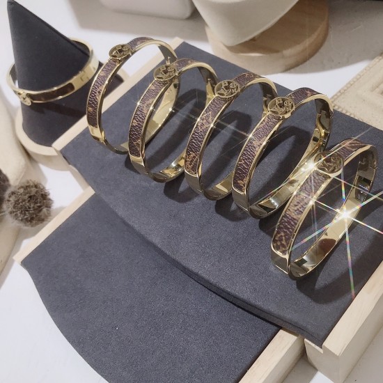 LV Jewelry Bracelet