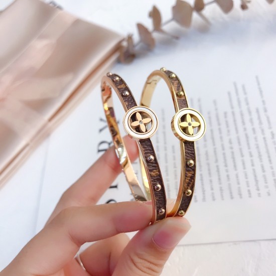 LV Jewelry Bracelet