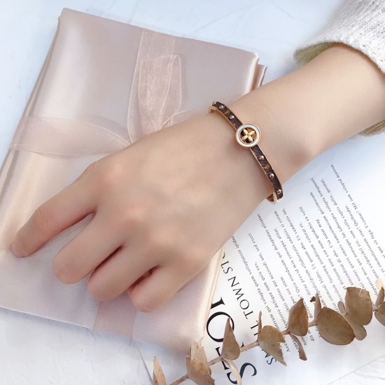 LV Jewelry Bracelet