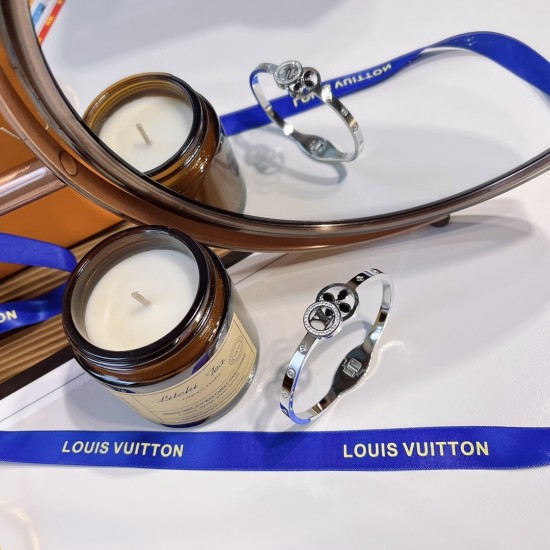 LV Jewelry Bracelet