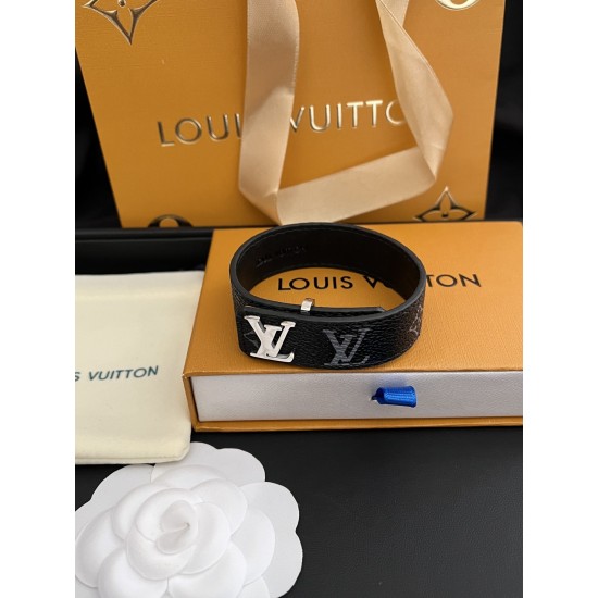 LV Jewelry Ring 