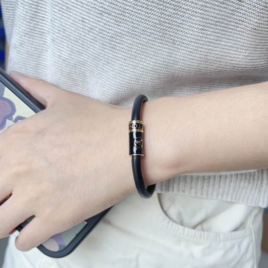 LV Jewelry Bracelet