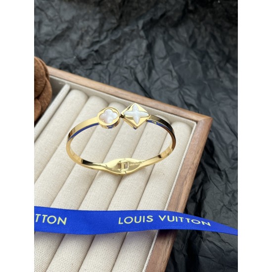 LV Jewelry Ring 