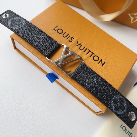 LV Jewelry Ring 