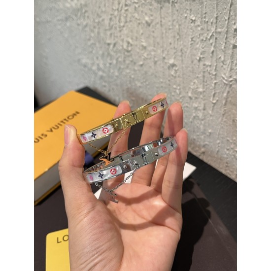 LV Jewelry Ring 