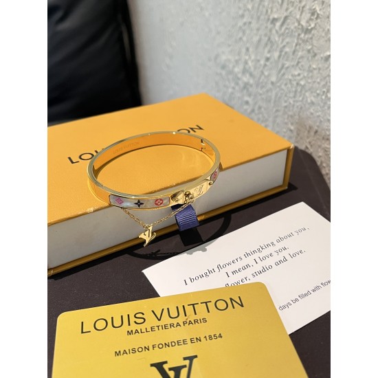 LV Jewelry Ring 