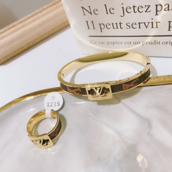 LV Jewelry Bracelet