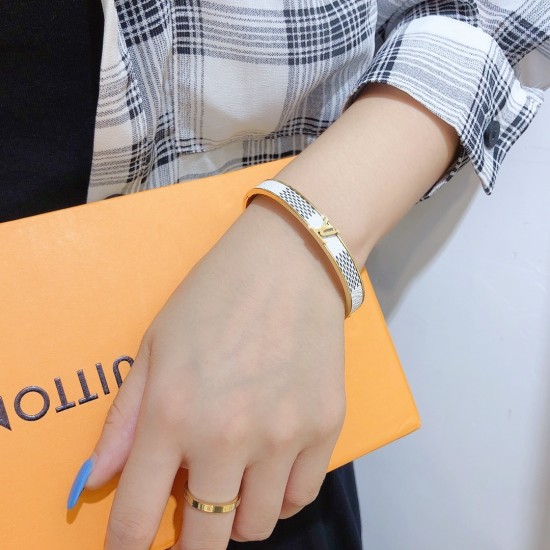 LV Jewelry Ring 