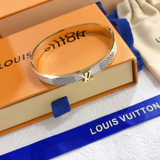 LV Jewelry Ring 