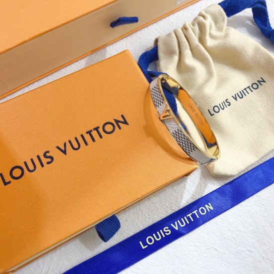 LV Jewelry Ring 