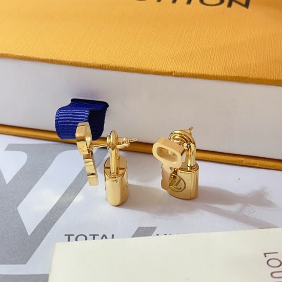 LV Jewelry Ring 