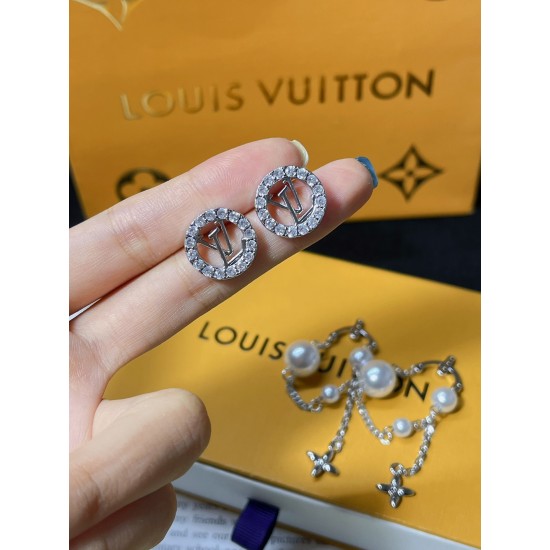 LV Jewelry Ring 