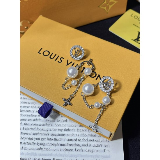 LV Jewelry Ring 