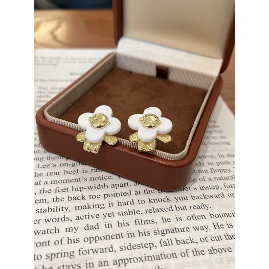 LV Jewelry Ring 