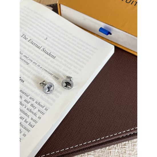 LV Jewelry Ring 