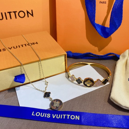 LV Jewelry Ring 