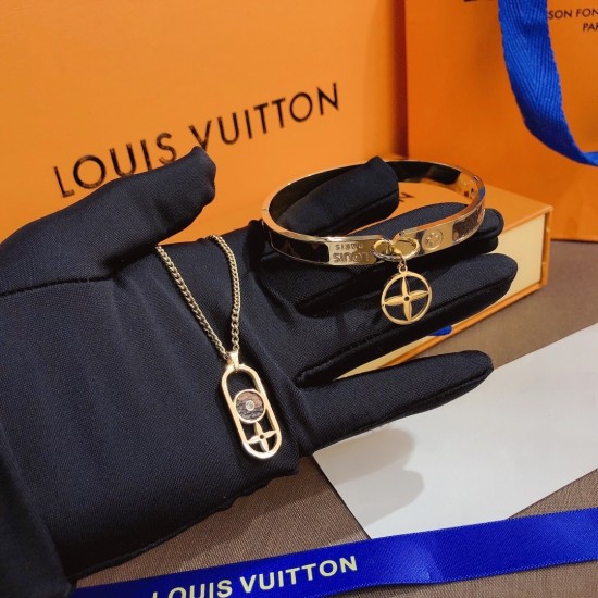 LV Jewelry Ring 