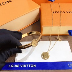 LV Jewelry Ring 