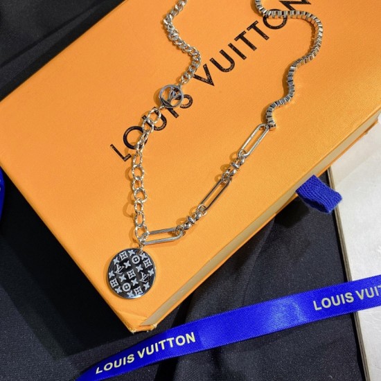LV Jewelry Ring 