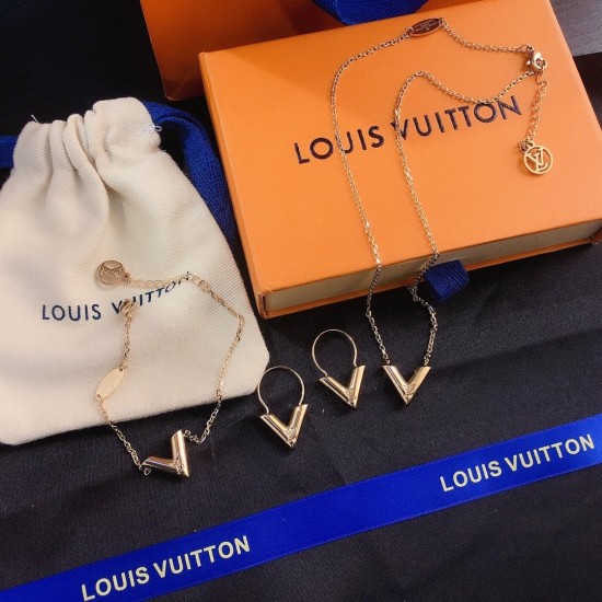LV Jewelry Ring 
