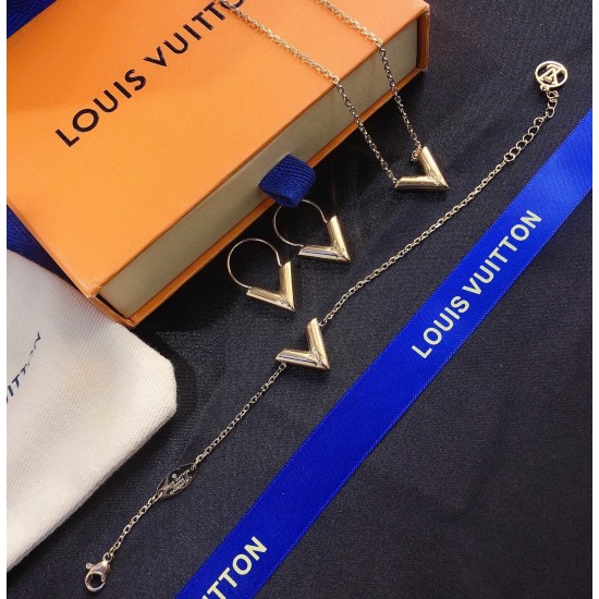 LV Jewelry Ring 
