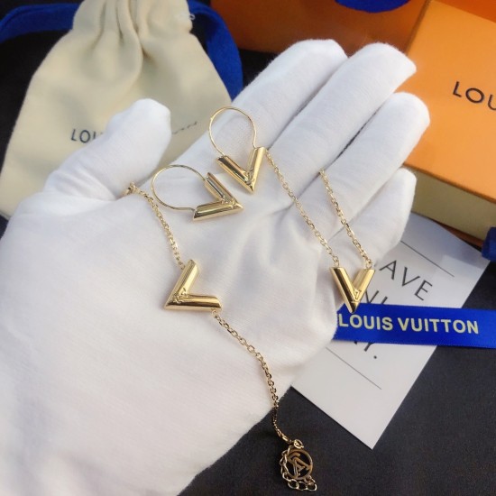 LV Jewelry Ring 
