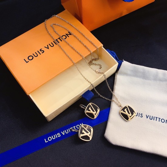 LV Jewelry Ring 