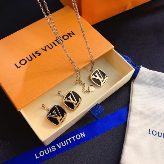 LV Jewelry Ring 