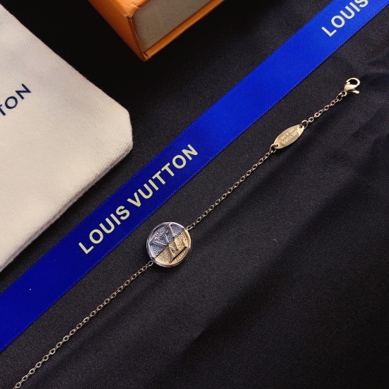 LV Jewelry Ring 