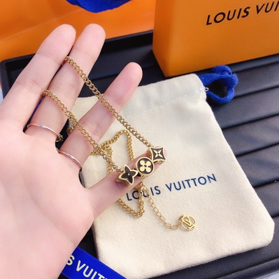 LV Jewelry Ring 