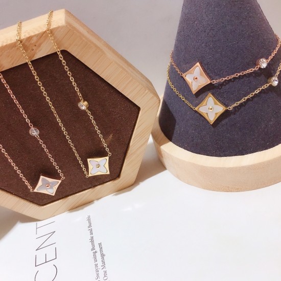 LV Jewelry Ring 