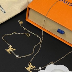 LV Jewelry Ring 