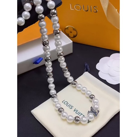 LV Jewelry Ring 