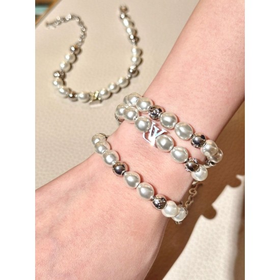 LV Jewelry Ring 