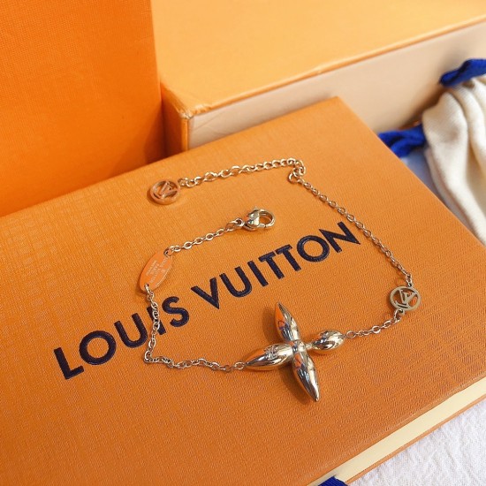 LV Jewelry Ring 