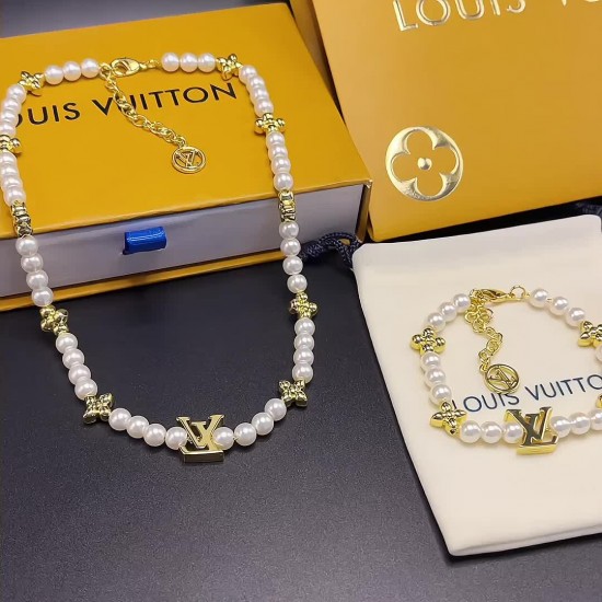 LV Jewelry Ring 