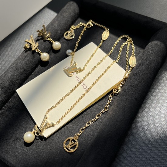 LV Jewelry Ring 