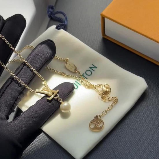 LV Jewelry Ring 