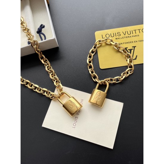LV Jewelry Ring 