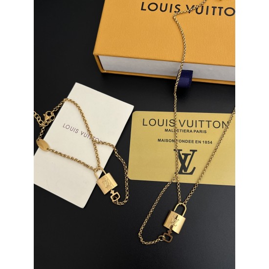 LV Jewelry Ring 