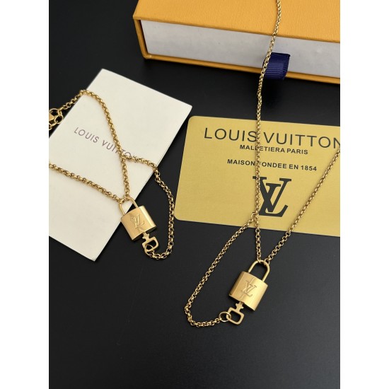 LV Jewelry Ring 