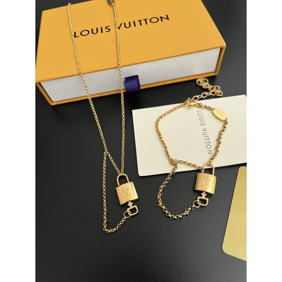 LV Jewelry Ring 