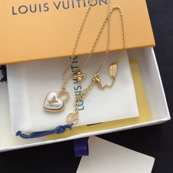 LV Jewelry Ring 